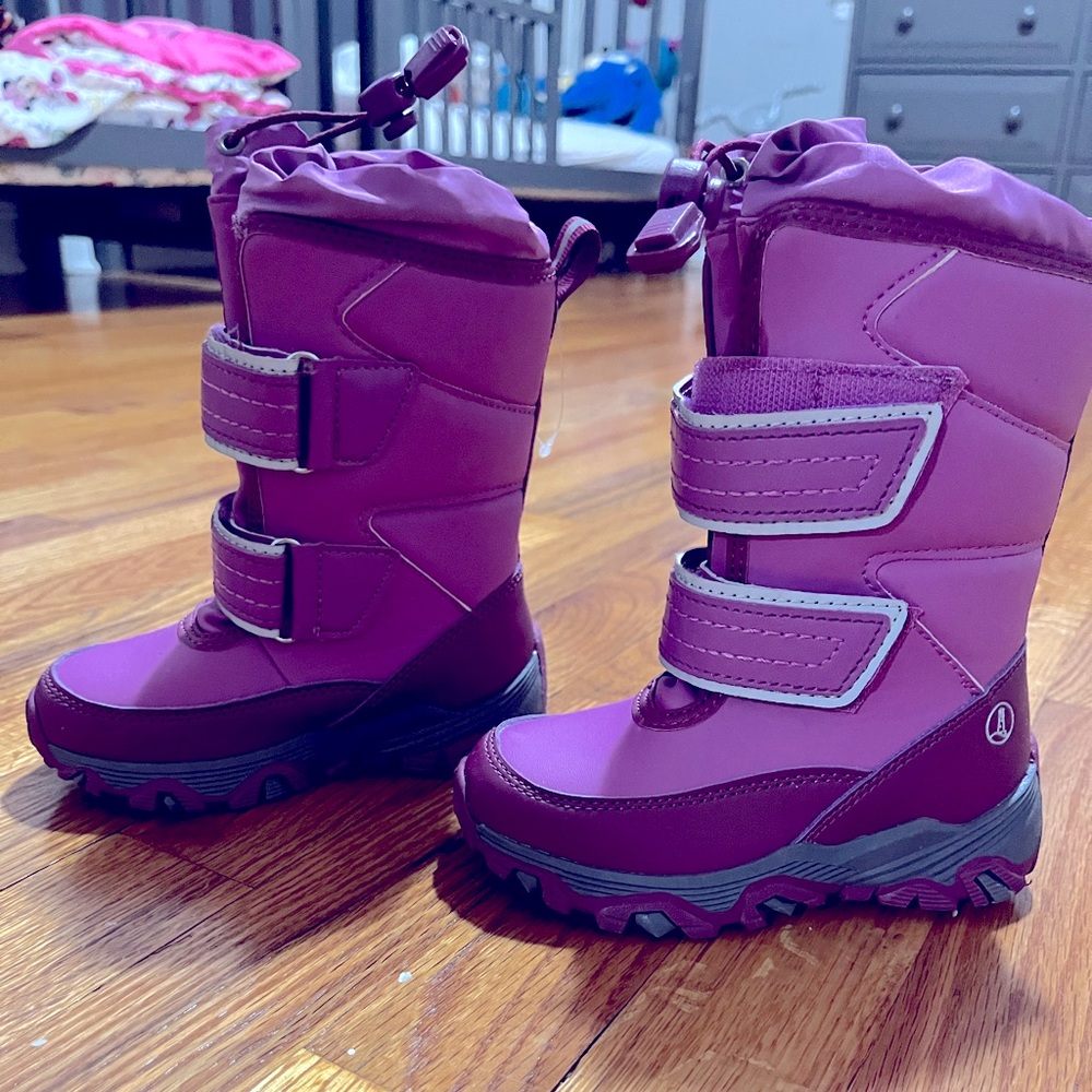 Lands End Toddler insulated snow boots size 8